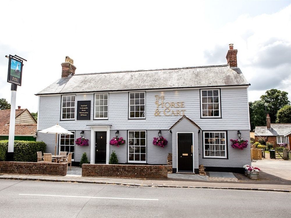 The Horse & Cart Hotel Peasmarsh Exterior photo
